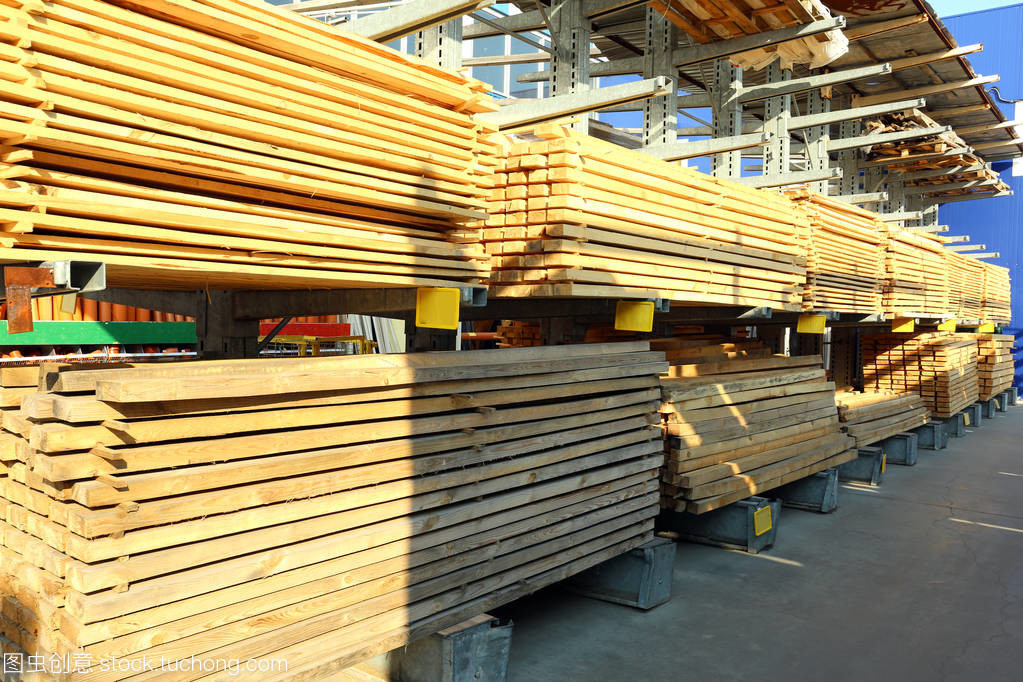 建筑材料的分布及其對(duì)建筑的影響